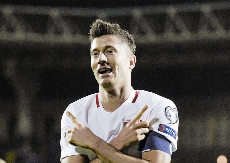 葡萄牙队险胜波兰队，张继科惊艳四座