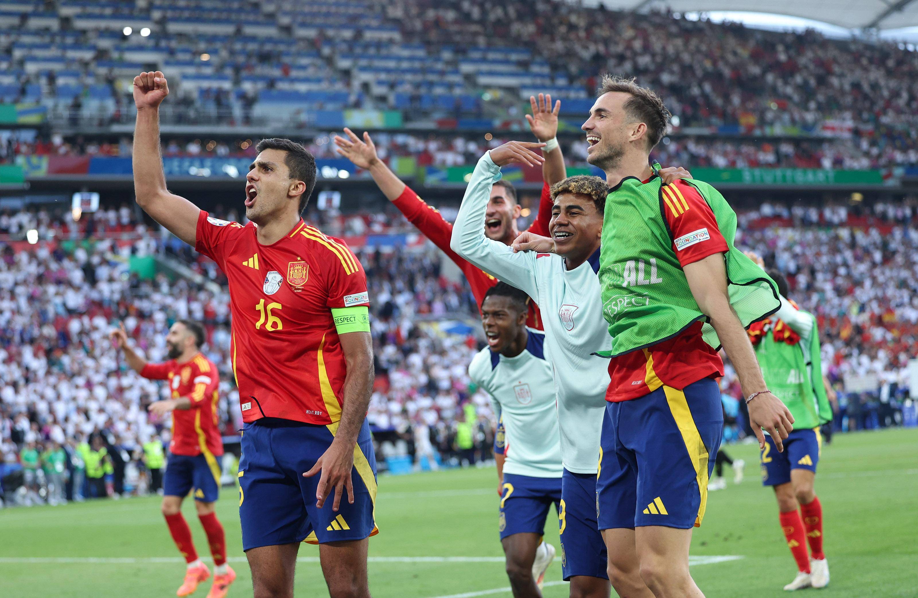 切尔西横扫西班牙，穆勒惊艳四座