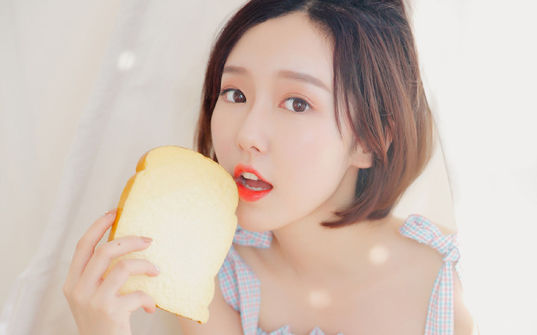 新星爆燃与团队碾压,杰伦·格林火力全开,鹈鹕军团全面压制绿衫军